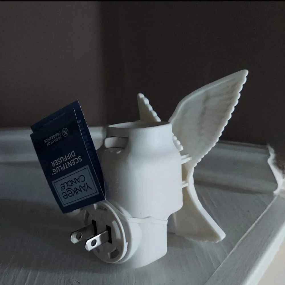 YANKEE CANDLE CERAMIC WHITE DOVE SCENT DIFFUSER PLUG BNWT RETIRED 1 Left